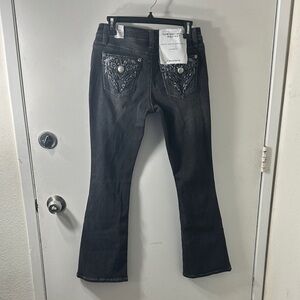 Chic Women's Black Flare Jeans with Embellished Pockets